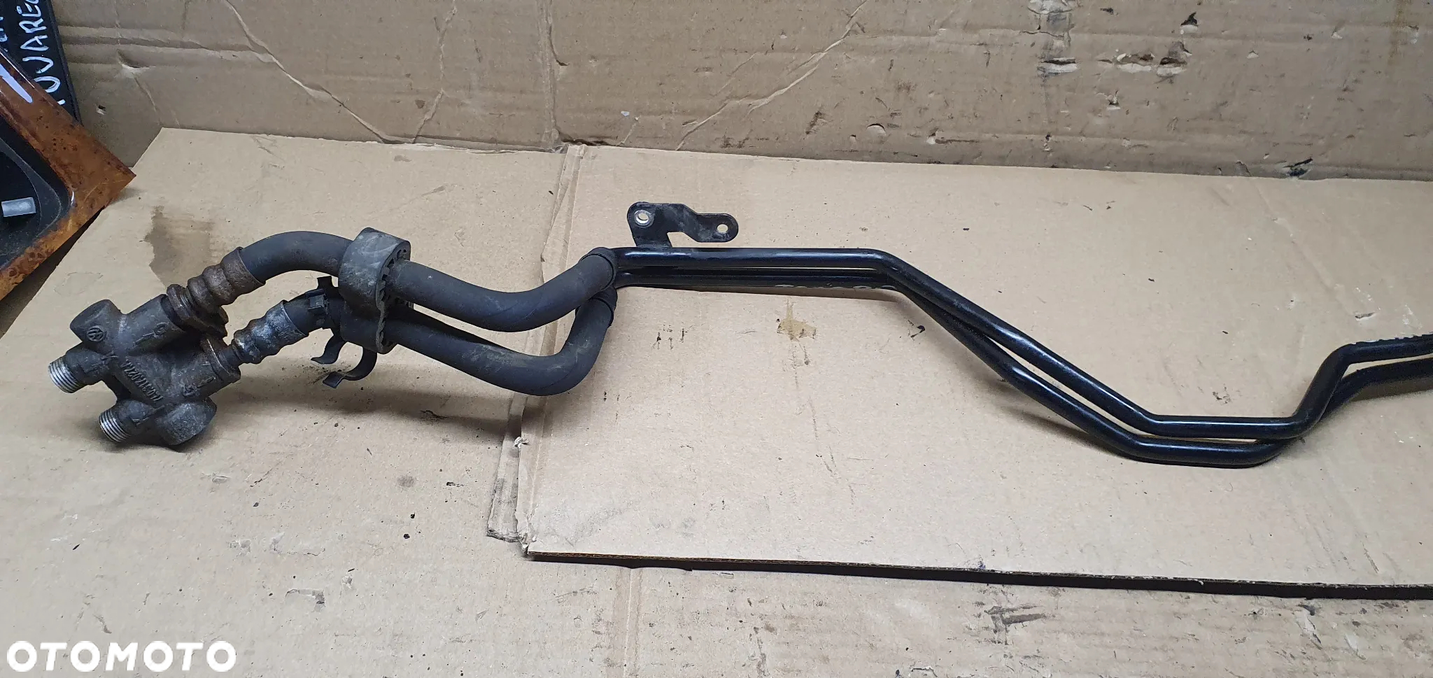 Przewód oleju skrzyni biegów Regulator VW Touareg 7L0317027A 7L6317801F - 7