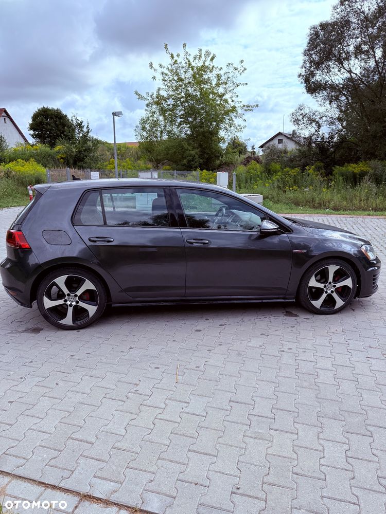 Volkswagen Golf GTI (BlueMotion Technology) DSG - 6
