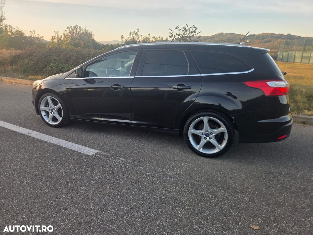 FORD Focus 2012 — imagine 12