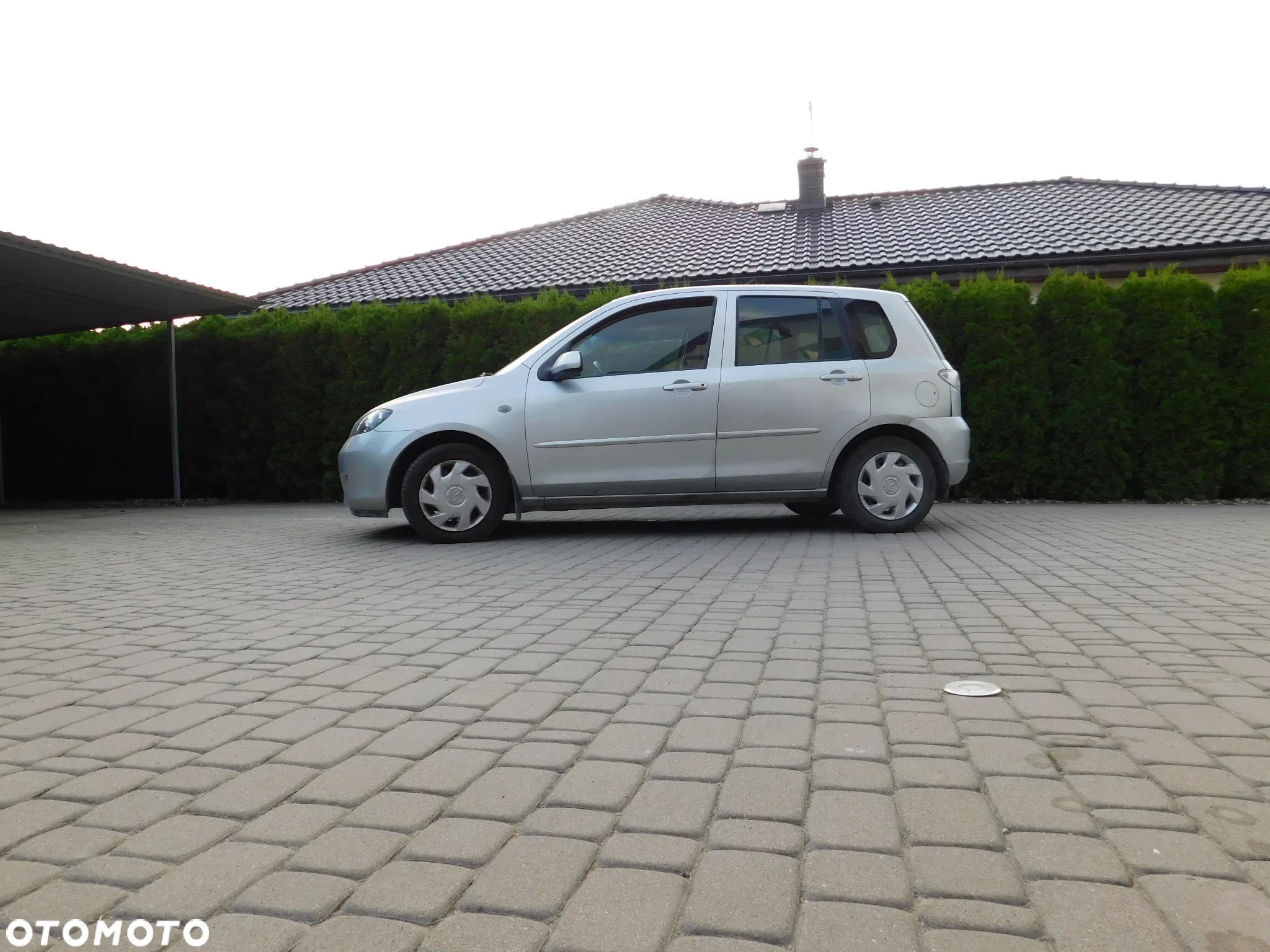 Mazda 2 - 18