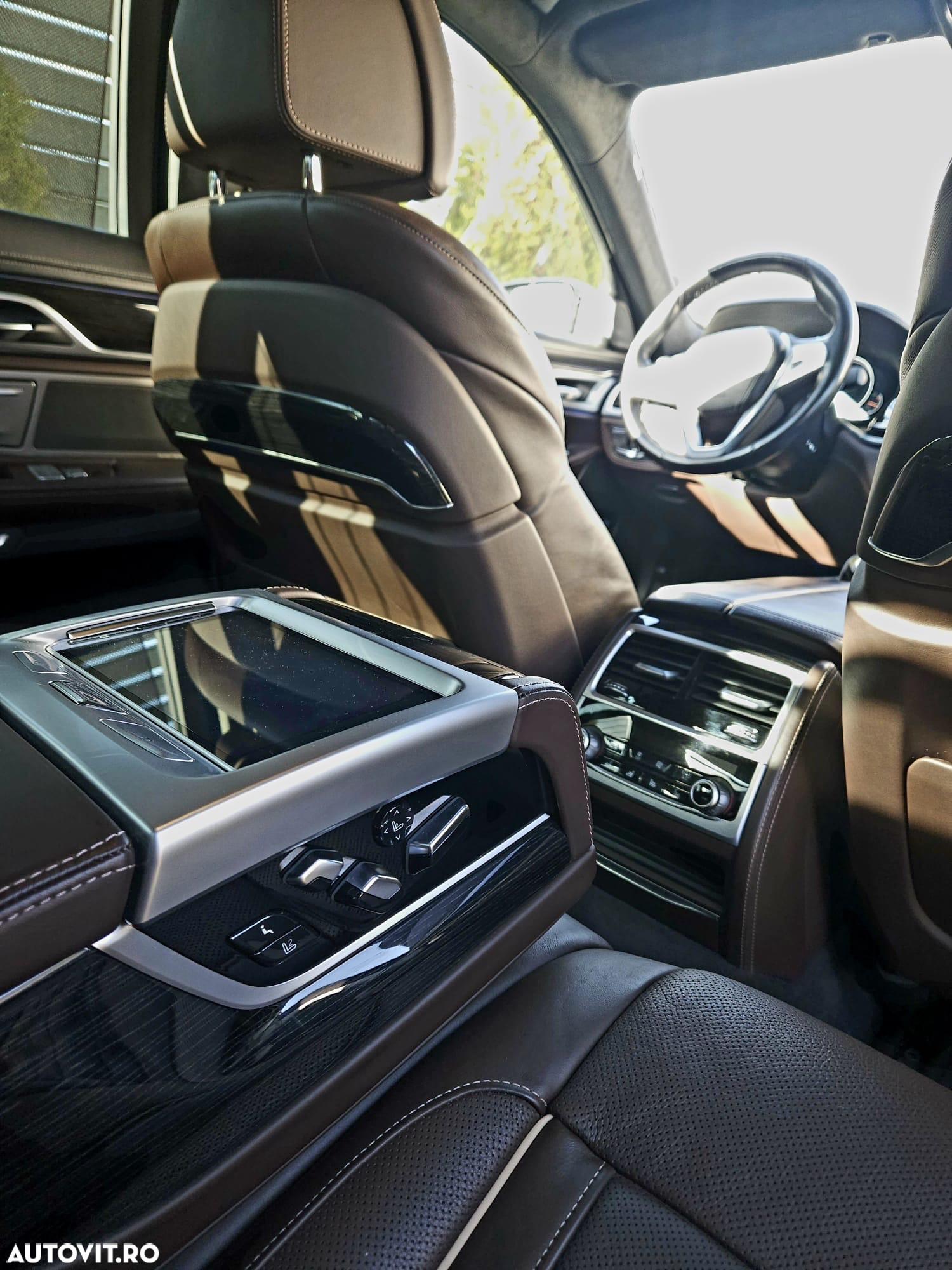 BMW Seria 7 740d xDrive - 14