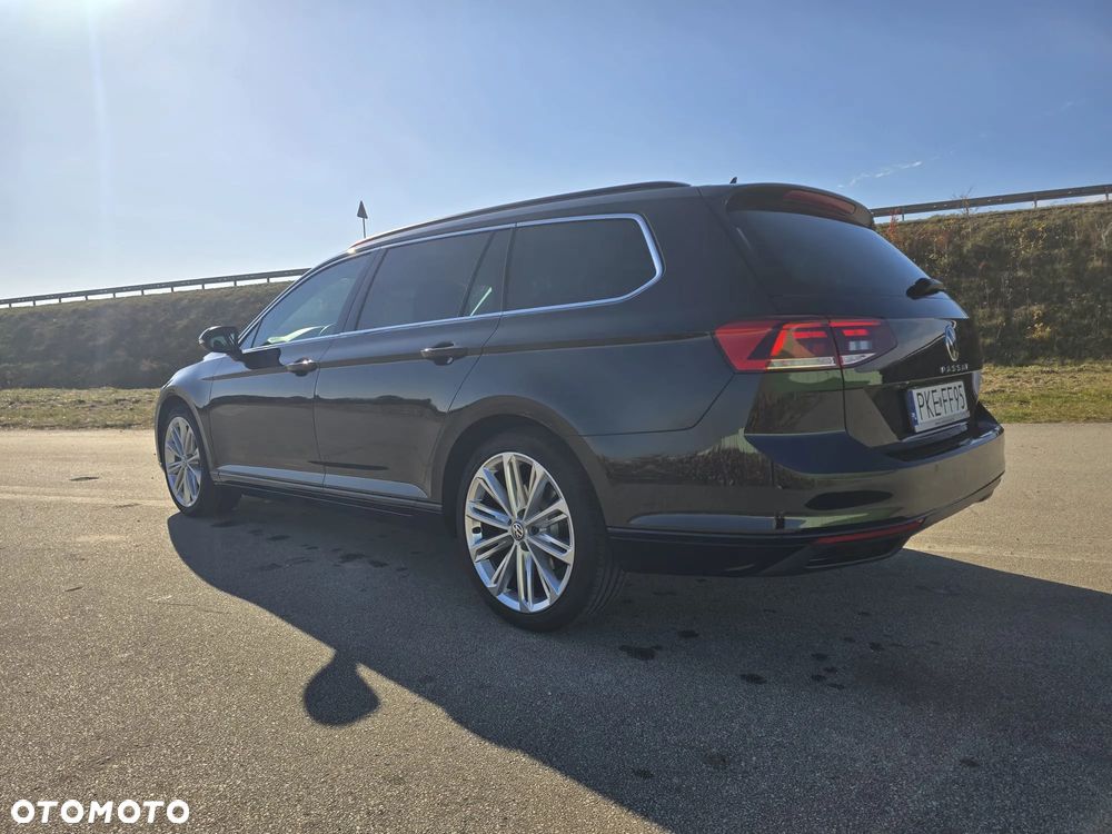 Volkswagen Passat 2022 photo 3