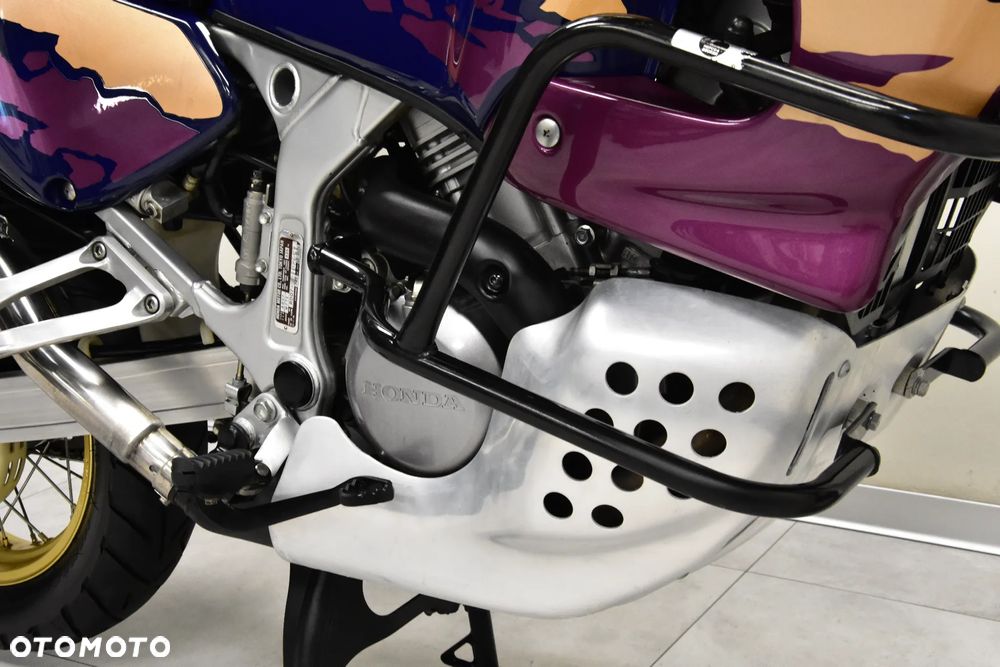 Honda XRV - 29