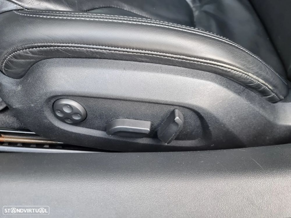 Audi R8 Coupé 4.2 FSI quattro R tronic - 12