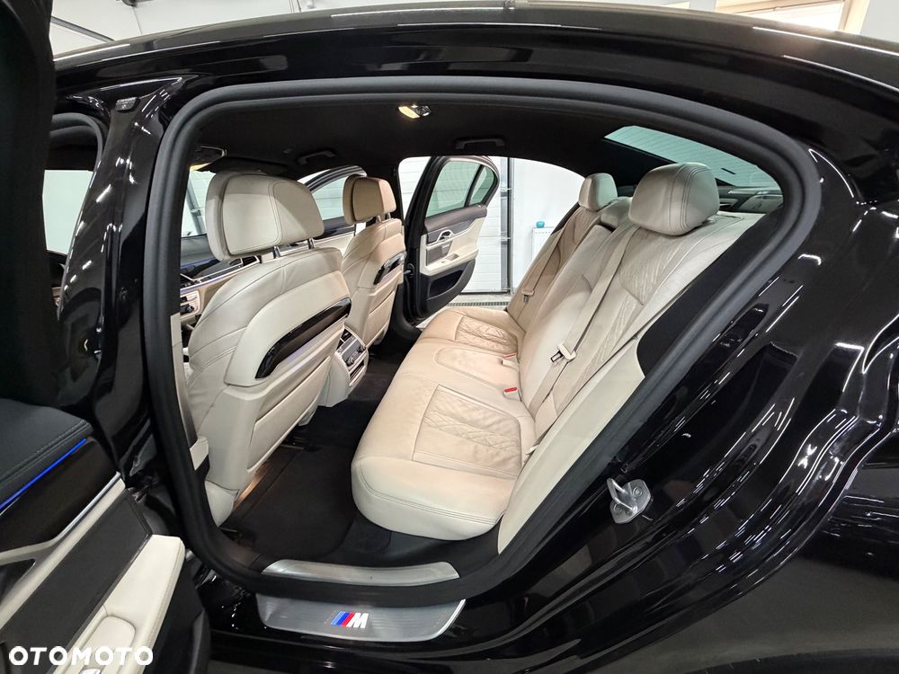 BMW Seria 7 740d xDrive - 19