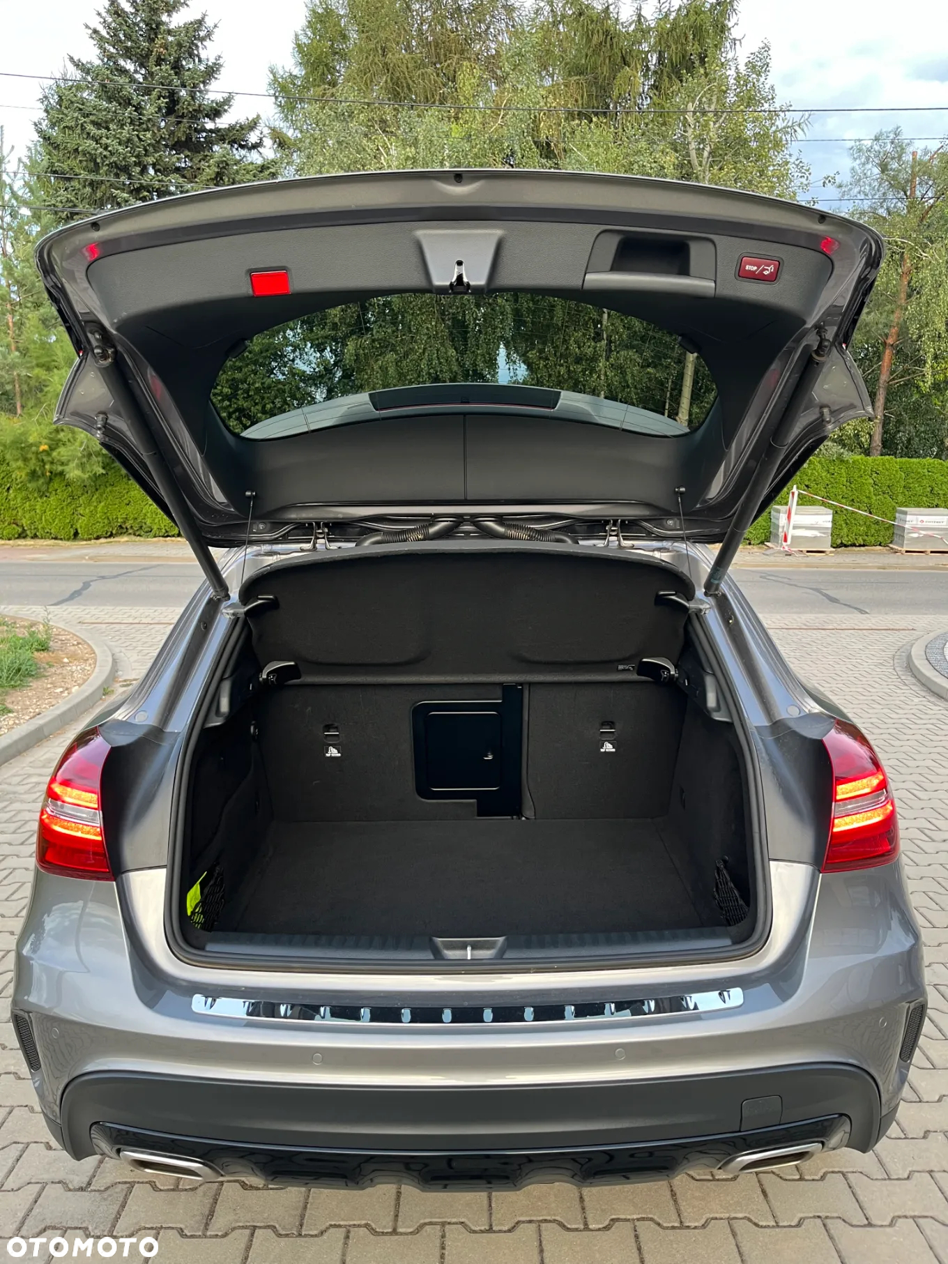 Mercedes-Benz GLA 250 4-Matic AMG Line - 19