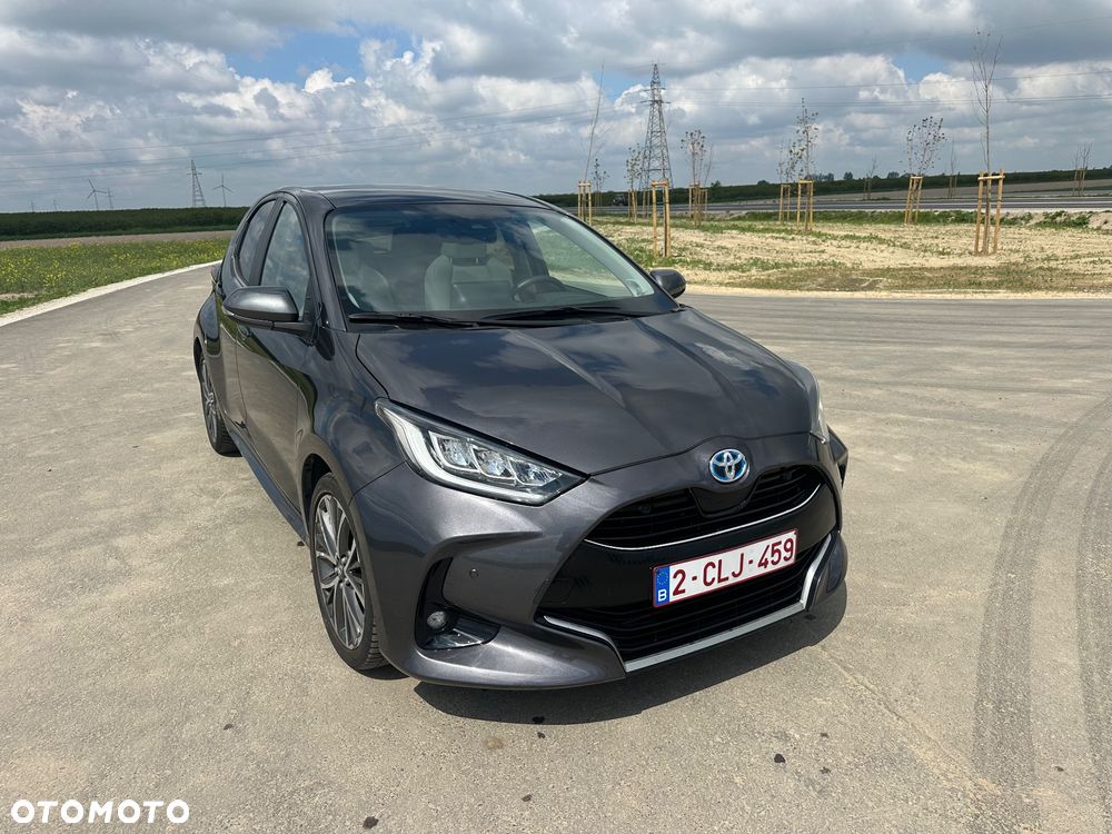 Toyota Yaris Hybrid 1.5 Premiere Edition - 11