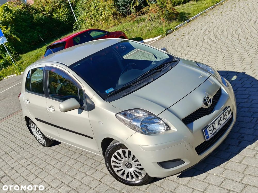 Toyota Yaris 1.33 Premium - 28