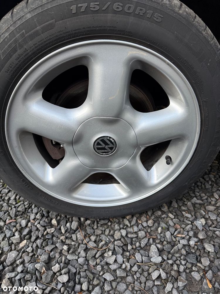 Volkswagen up! club - 12