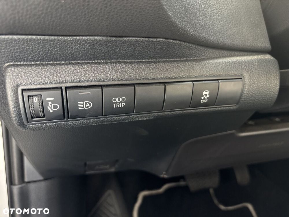 Toyota Corolla - 28