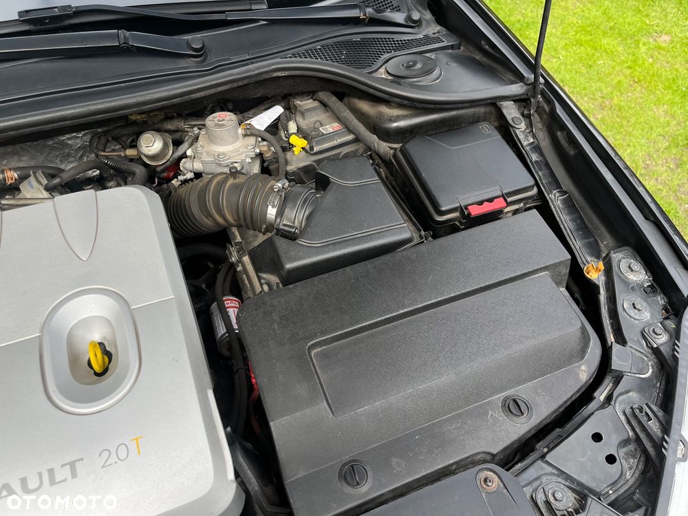 Renault Laguna 2.0 Turbo Initiale - 11