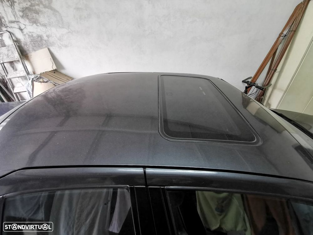 Nissan Primera Hatchback 1.6 LX + - 26