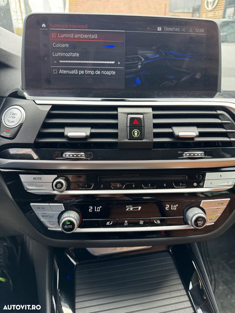 BMW X3 xDrive20d AT Luxury Line - 27