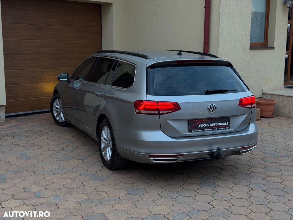 Volkswagen Passat - 4