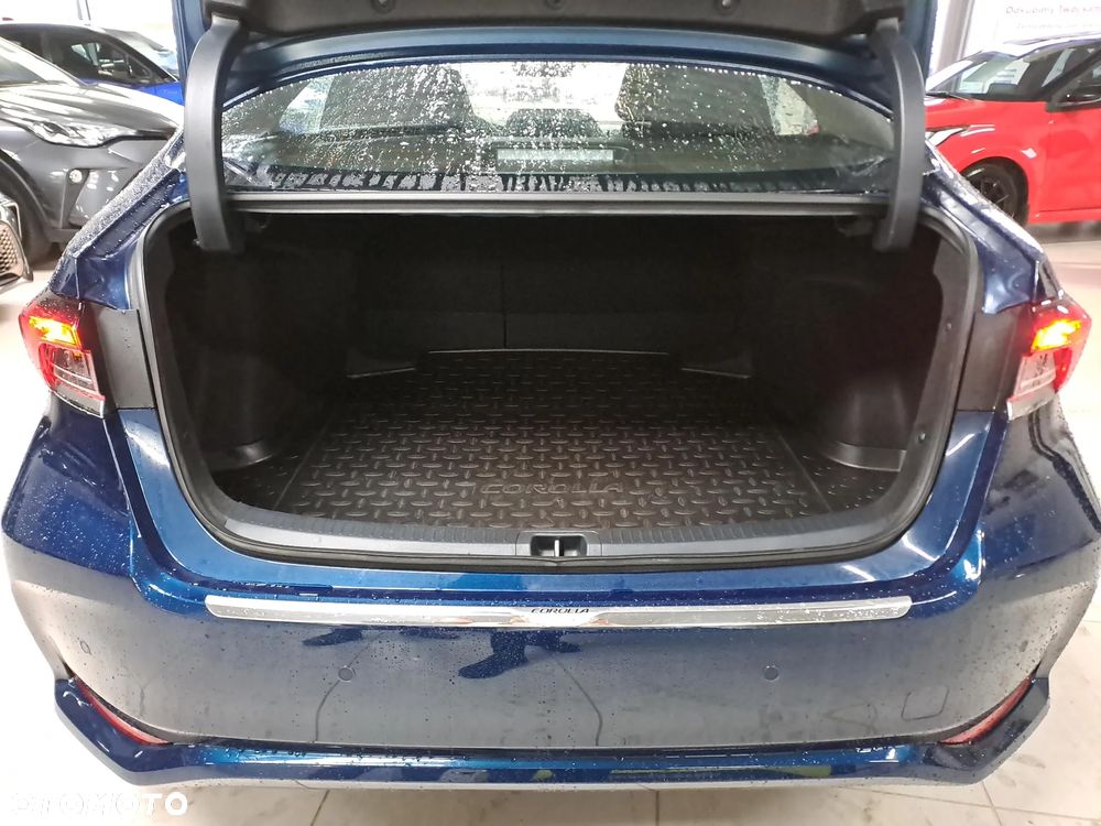 Toyota Corolla 1.8 Hybrid Comfort - 14