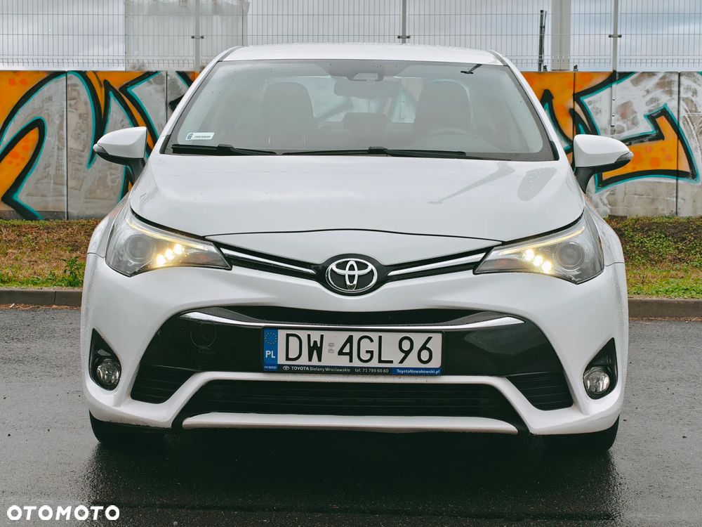 Toyota Avensis 2.0 D-4D Active Business - 8