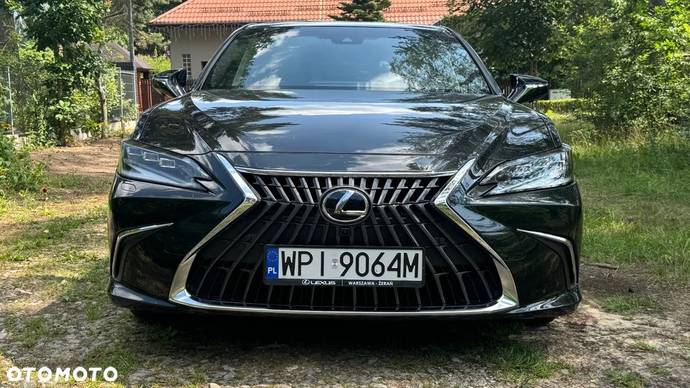 Lexus ES 300h Prestige - 2