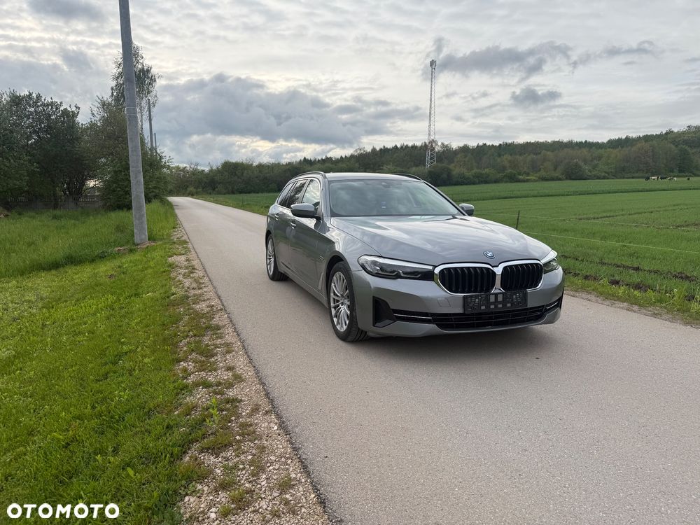 BMW Seria 5 530i mHEV Luxury Line - 3