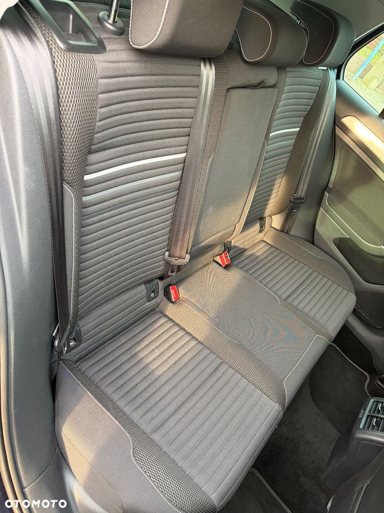 Volkswagen Golf 1.2 TSI BlueMotion Technology Cup - 19