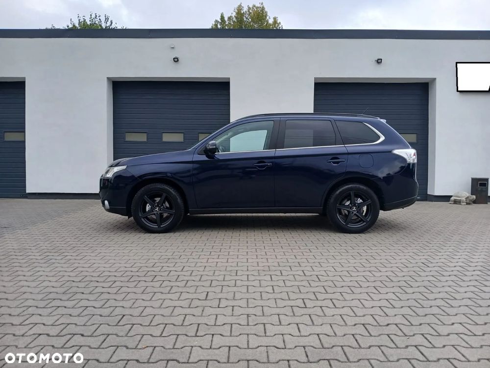 Mitsubishi Outlander 2.0 2WD Diamant Edition - 30