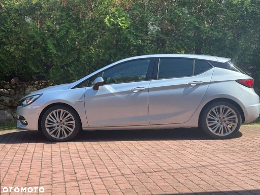 Opel Astra 1.2 T Ultimate S&S - 2