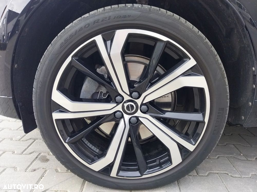 Volvo XC 60 T8 Twin Engine AWD R-Design - 12