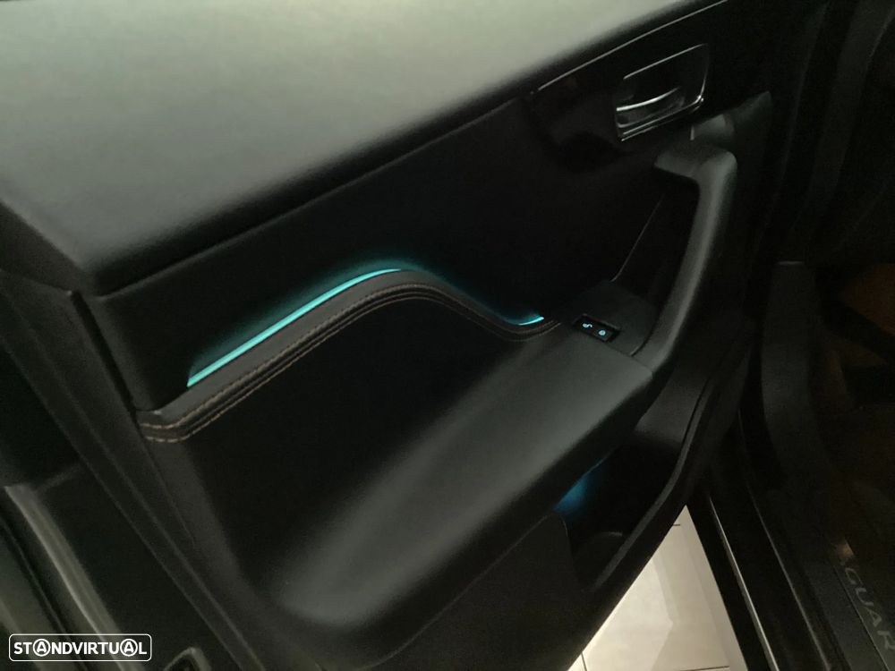 Jaguar F-Pace 2.0 i4D Portfolio Aut. - 28