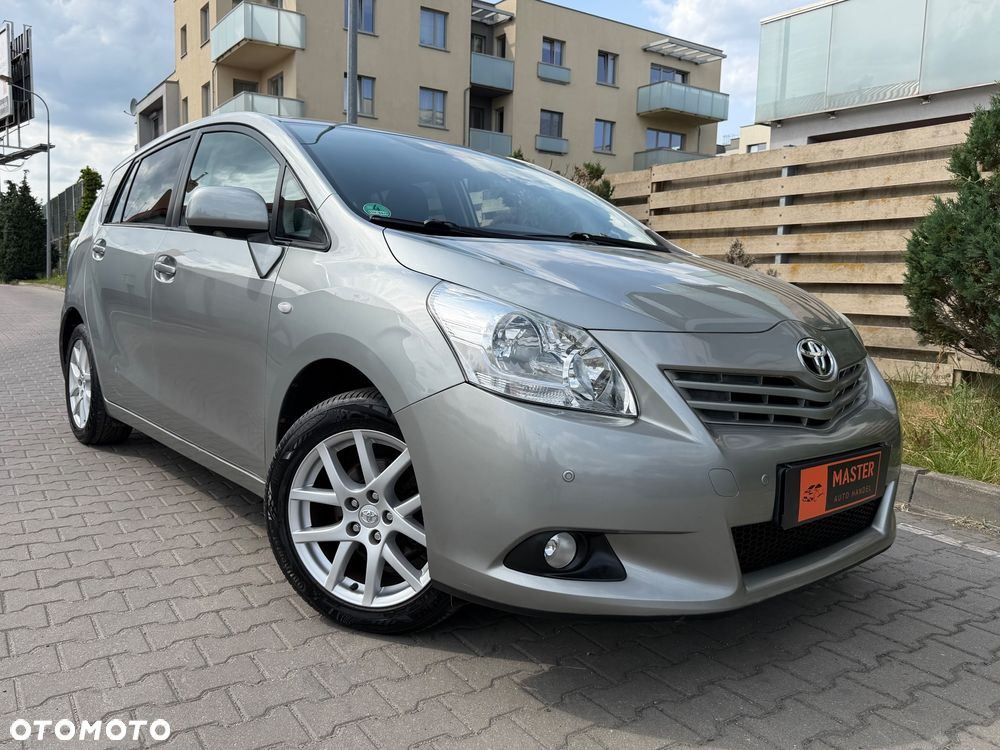 Toyota Verso 1.8 Edition - 11