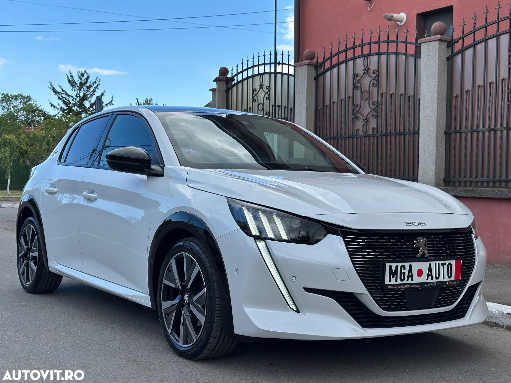 Peugeot 208 PureTech 130 EAT8 GT - 21