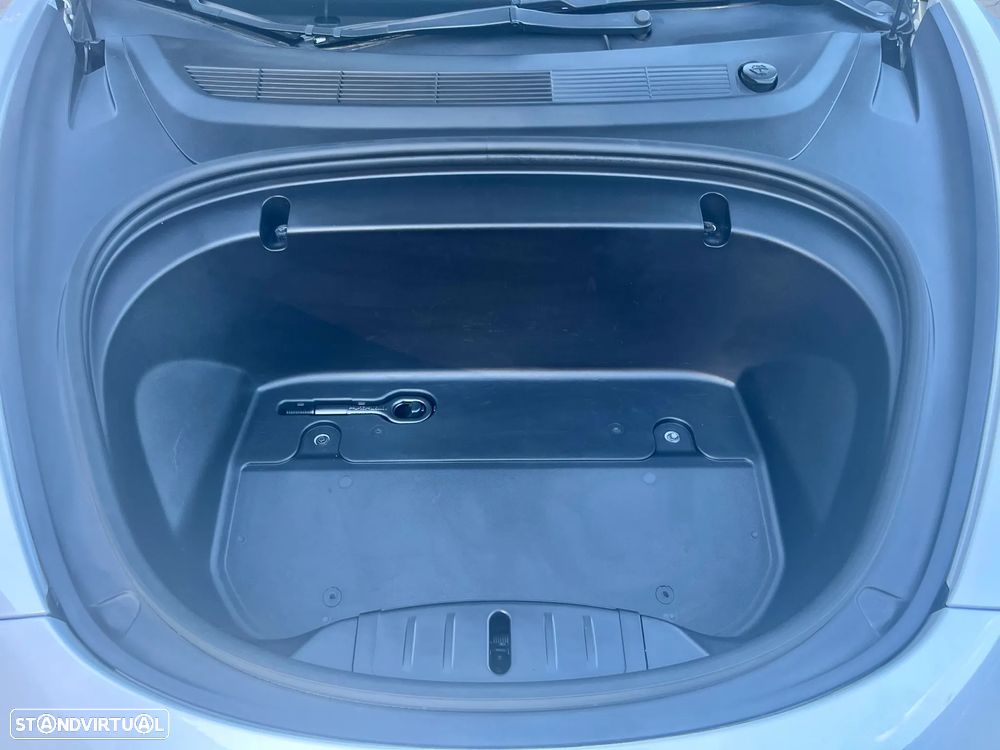 Tesla Model 3 Performance Dual Motor AWD - 37