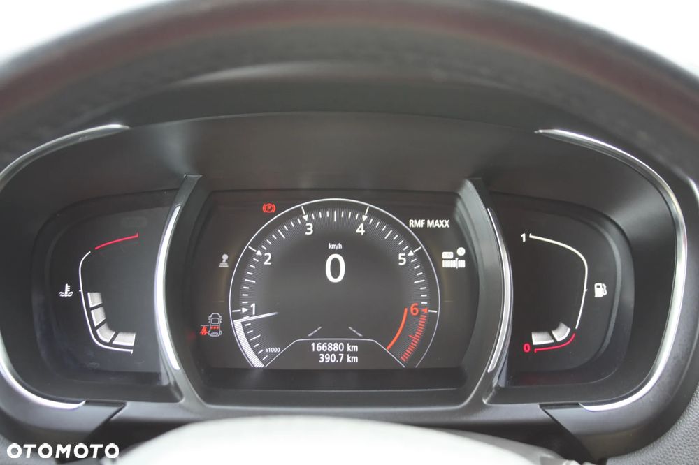 Renault Scenic - 26