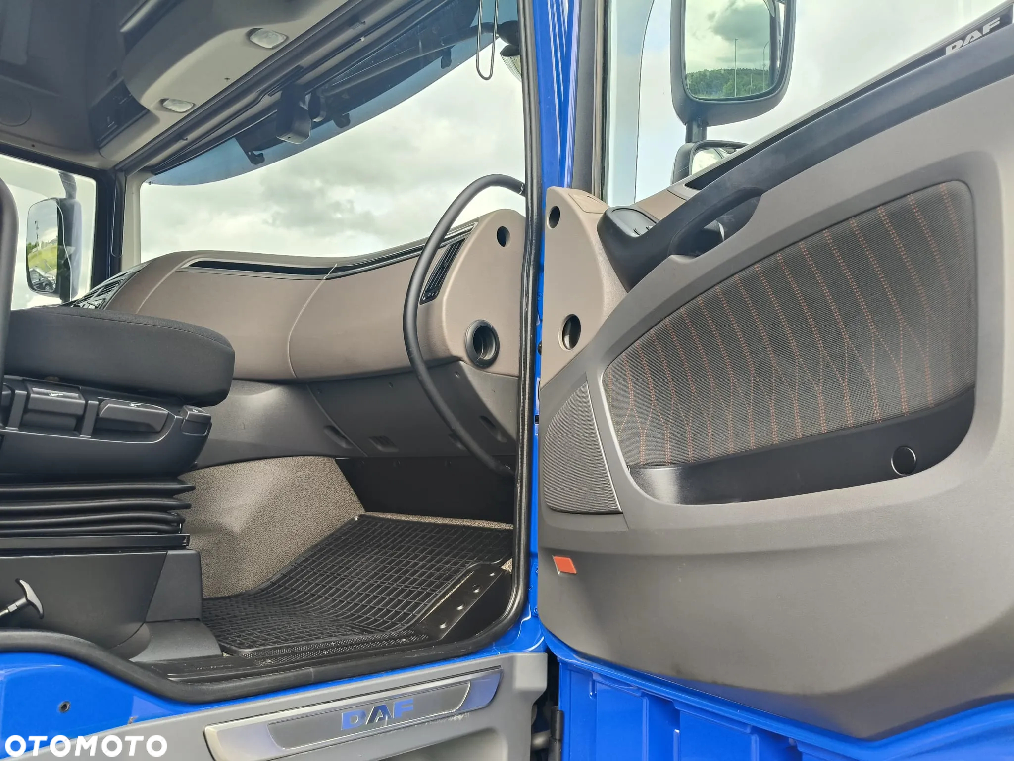 DAF XF 106.480 / SUPER SPACE CAB /  EURO 6 / STANDARD / - 18