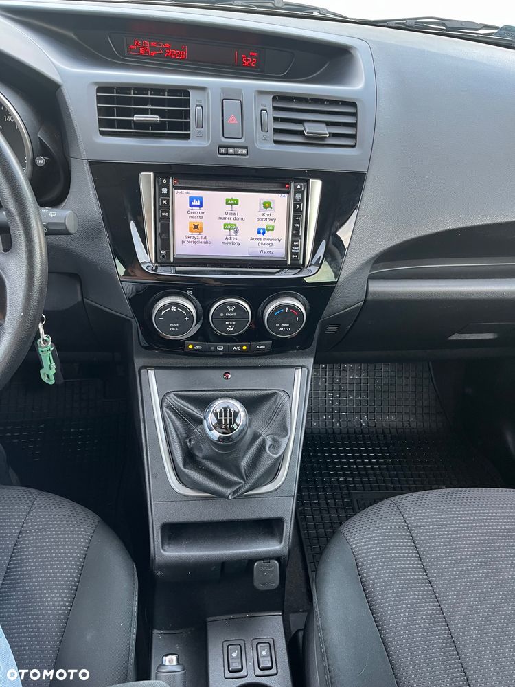 Mazda 5 - 15