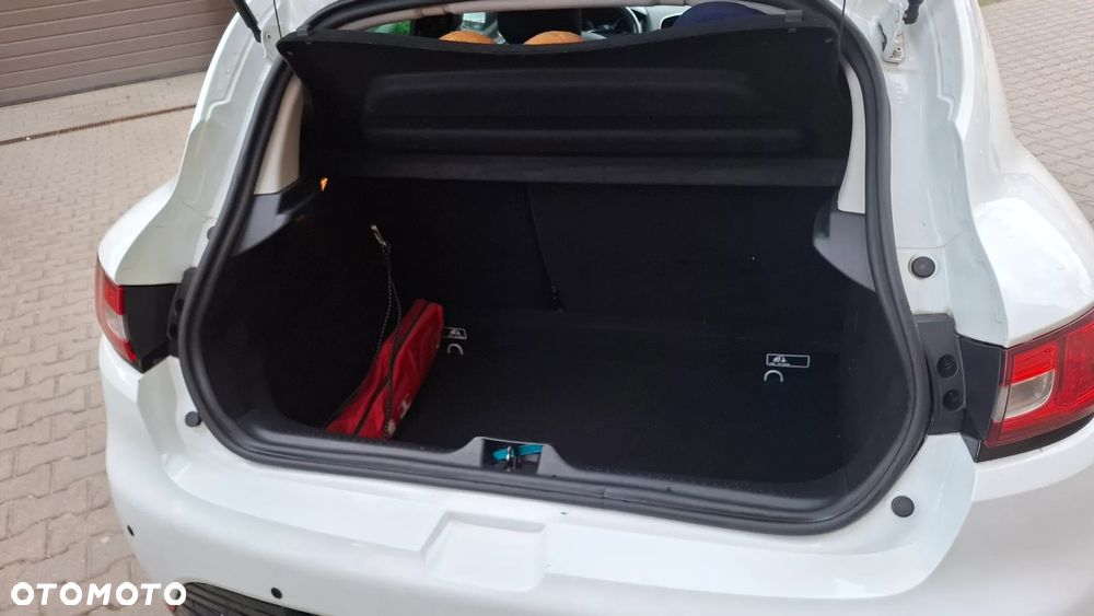 Renault Clio 1.2 16V Life - 18