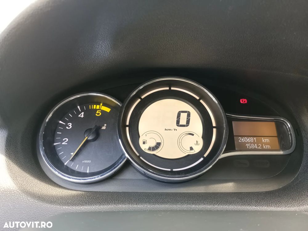 Renault Megane dCi 110 FAP Expression - 12
