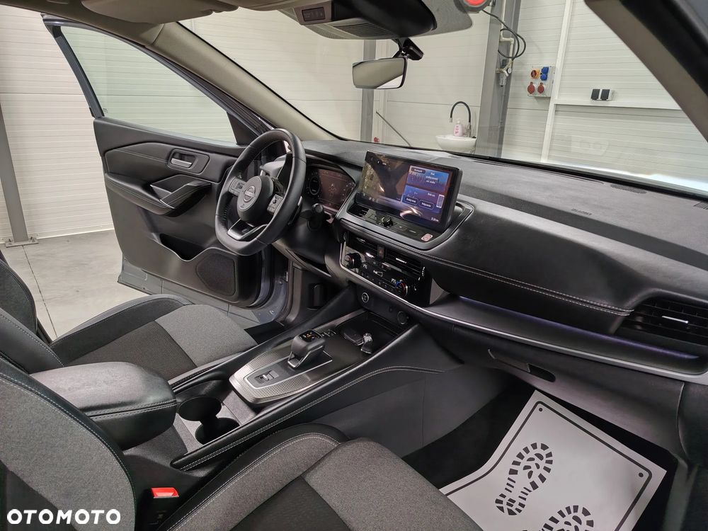 Nissan Qashqai 1.3 DIG-T MHEV Xtronic N-Connecta - 28