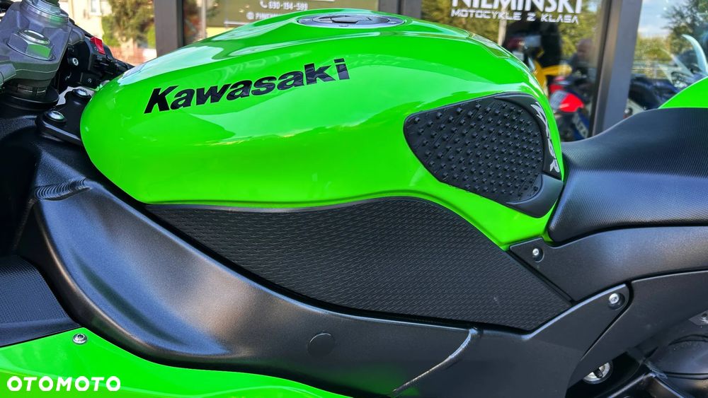 Kawasaki ZX - 33