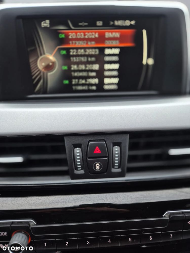 BMW X1 sDrive18d xLine - 23