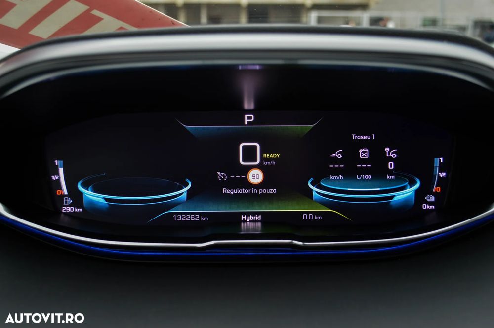 Peugeot 3008 Plug-In Hybrid 225 e-EAT8 Allure Pack - 8