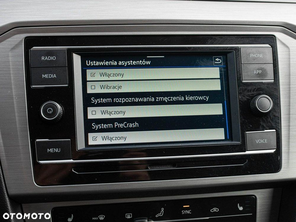 Volkswagen Passat 1.5 TSI EVO Essence DSG - 27