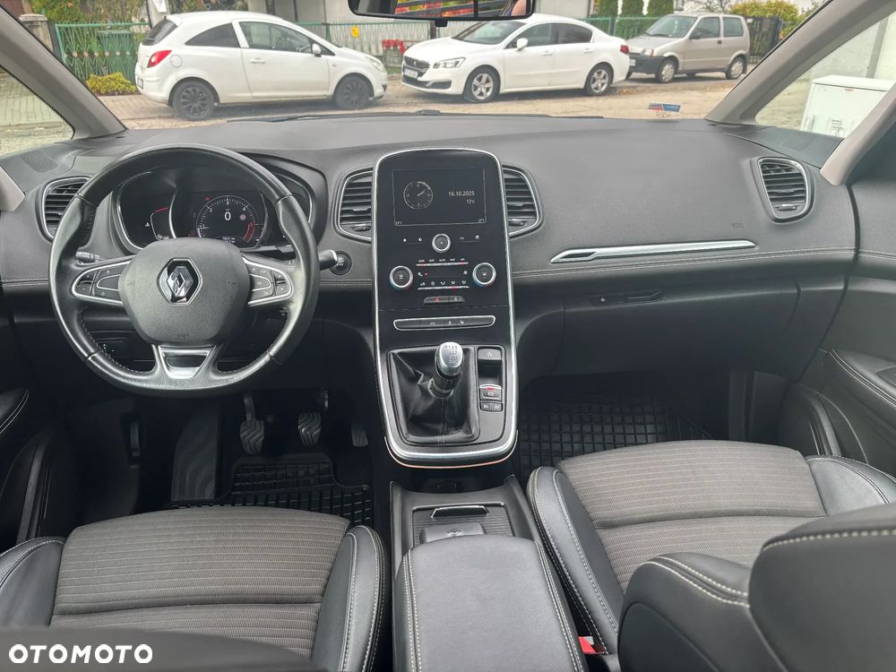 Renault Scenic - 6