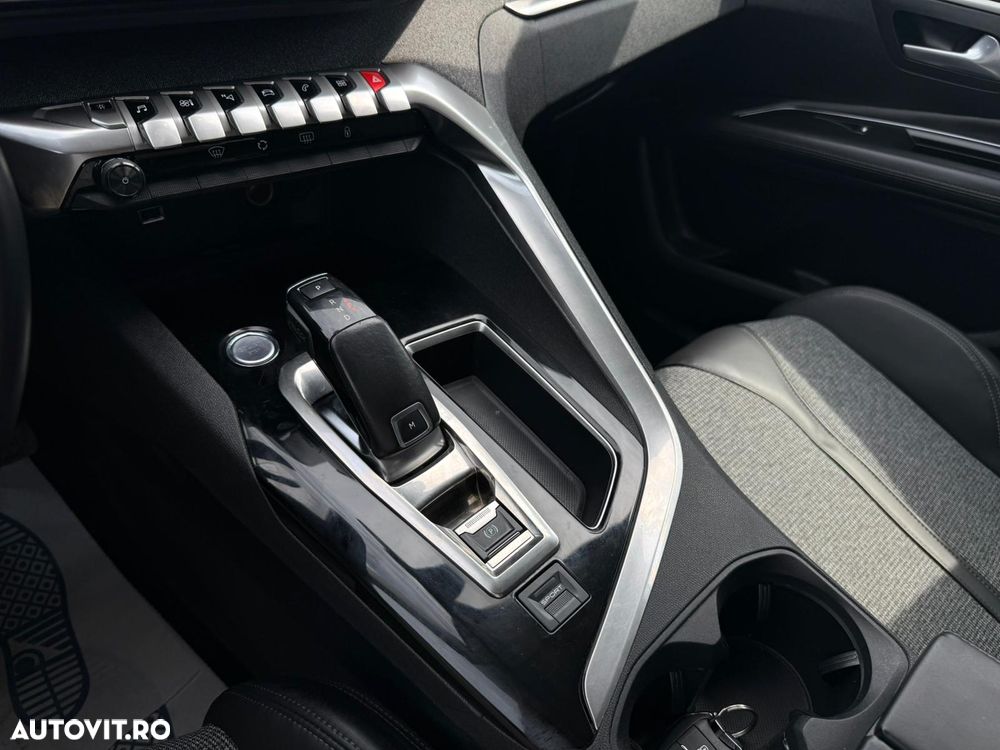 Peugeot 3008 BlueHDi 130 Stop & Start EAT8 Allure Business-Paket - 29