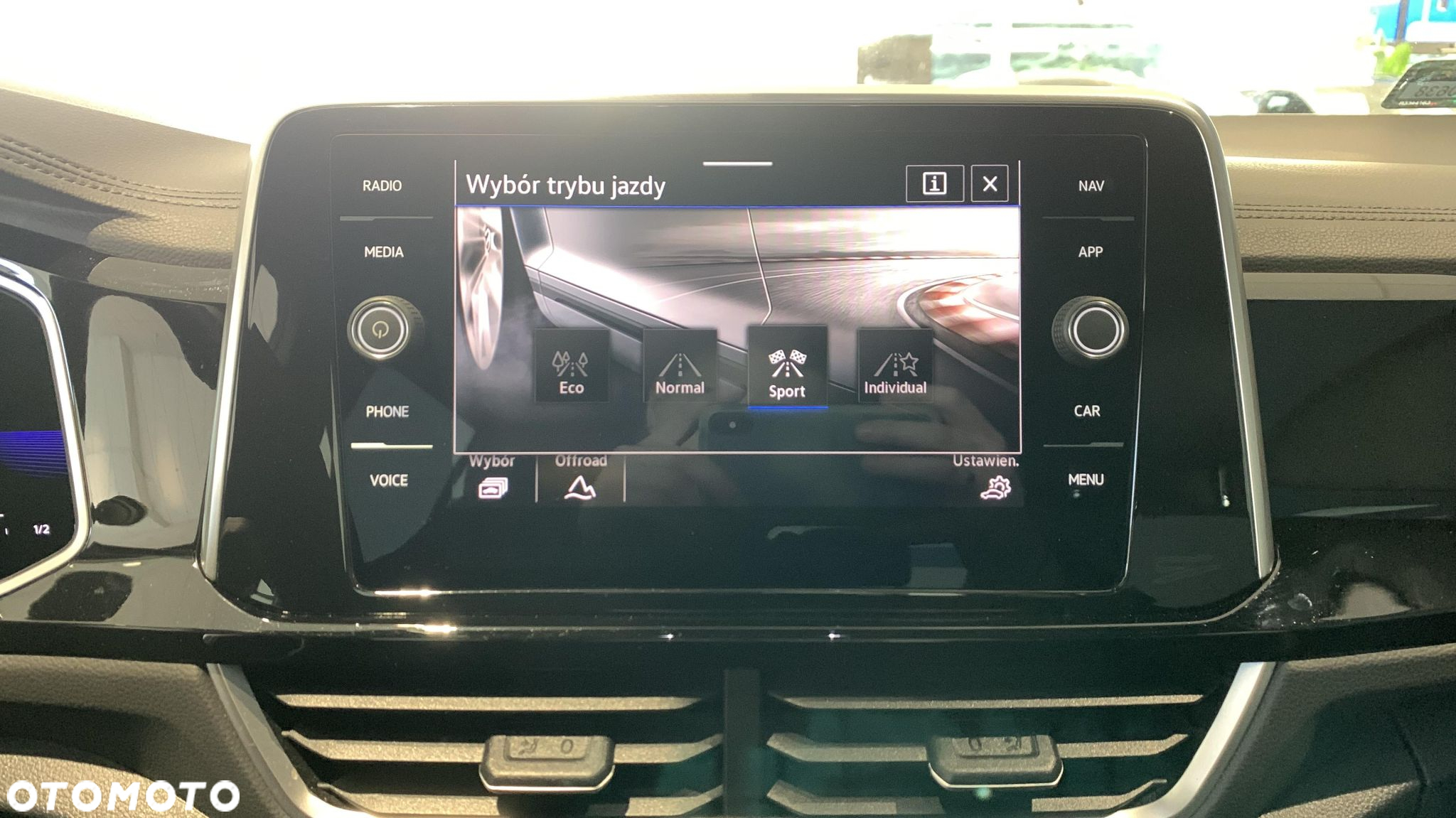 Volkswagen T-Roc 2.0 TSI 4Motion R-Line DSG - 25