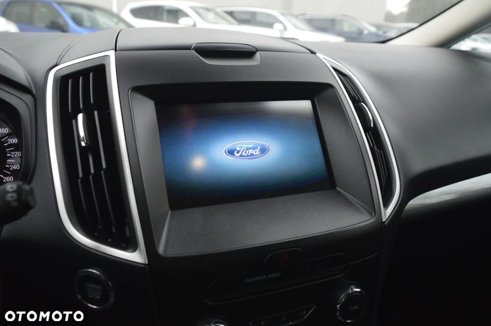 Ford S-Max 2.0 TDCi 4WD Titanium - 23