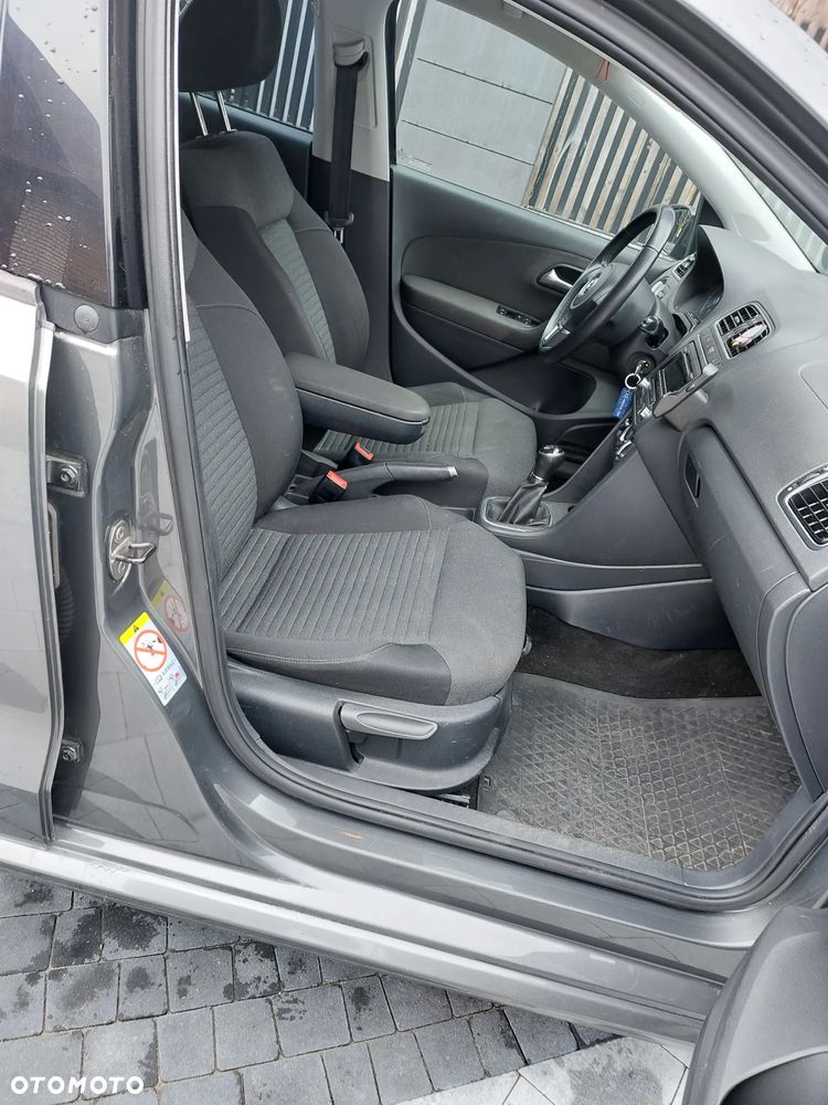 Volkswagen Polo - 11