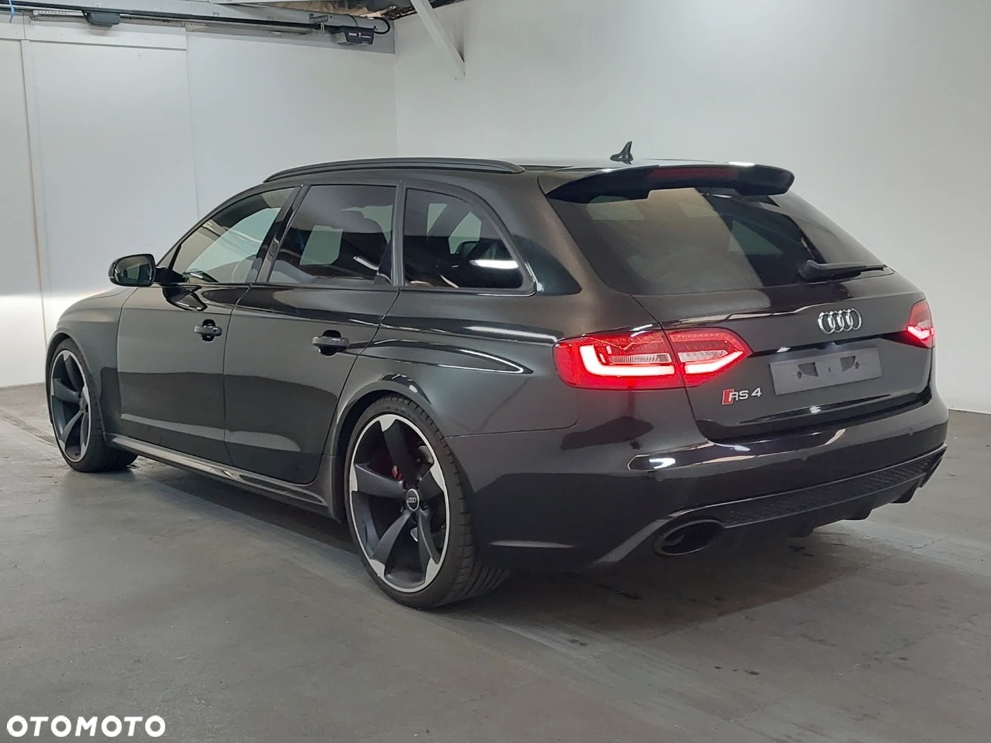 Audi RS4 Avant S tronic - 3