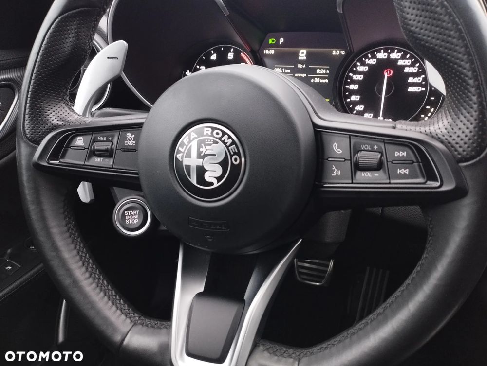 Alfa Romeo Giulia 2.0 Turbo Sprint - 16