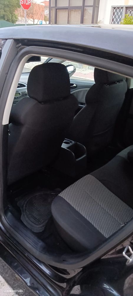 SEAT Leon 1.9 TDI Ecomotive Style - 8