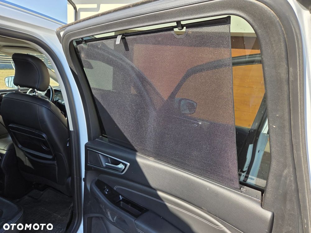 Ford Galaxy - 15