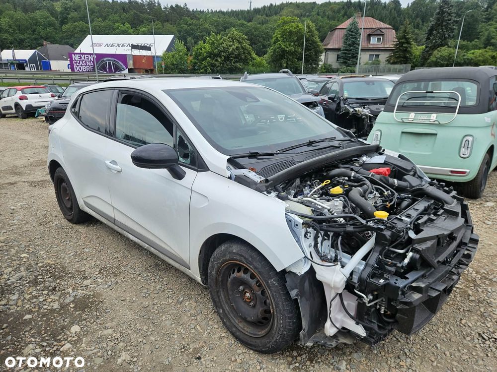 Renault Clio TCe 90 EVOLUTION - 10